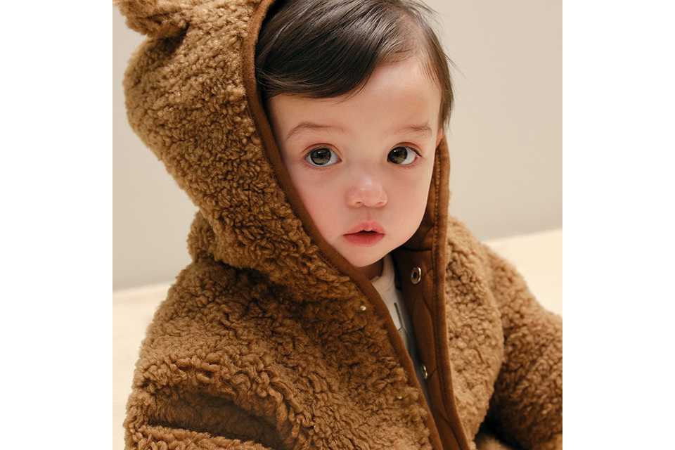 Coats & pramsuits.