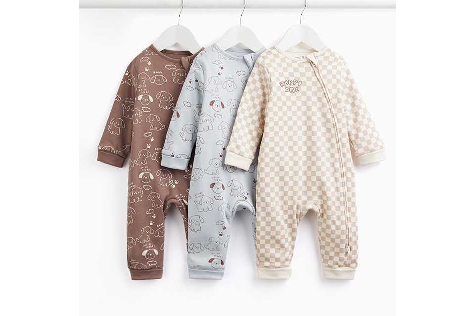 Sleepsuits and nightwear.