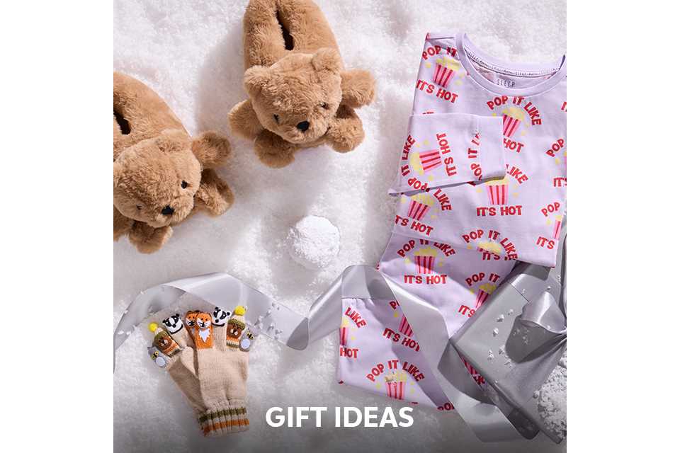 Christmas nightwear.