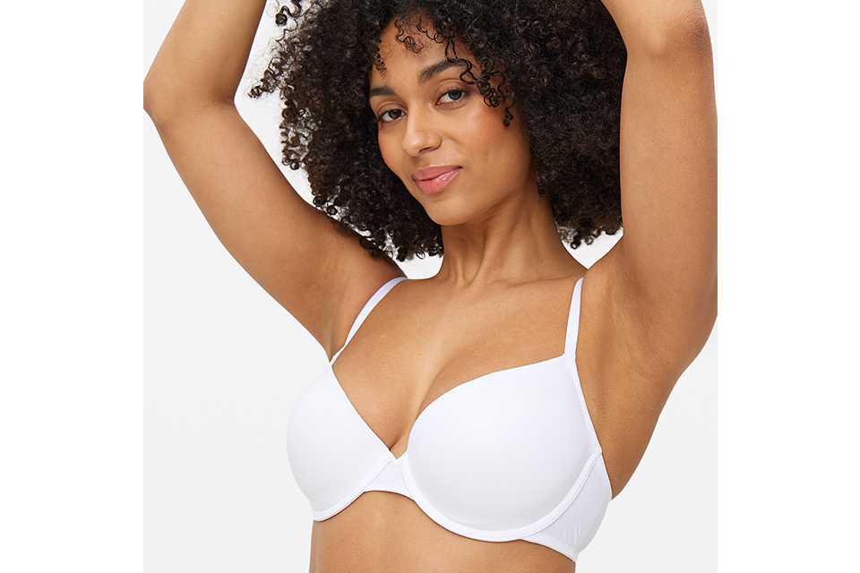 Why doesnt my bra stay in place when I move?