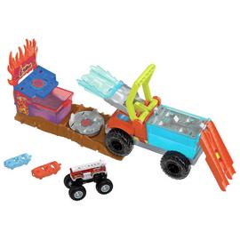 Hot Wheels Monster Trucks: Colour Shifters 5Alarm Rescue Set