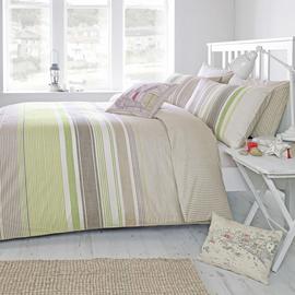 'Falmouth' King Duvet Cover Set in Green, Includes: 1x King Duvet Cover and 2x Pillowcases Best Price and Cheapest