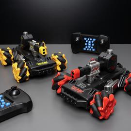 Menkind RED5 Lunar Battle Tanks