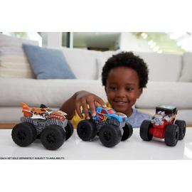 Hot Wheels Monster Trucks Roarin Wreckers Vehicle Assortment