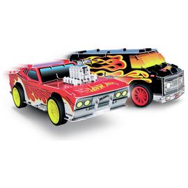 Hot Wheels Maker Kitz Challenge Race Kit