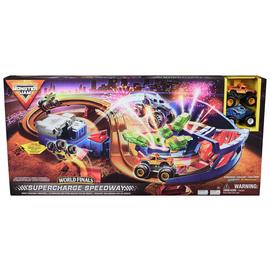 Monster Jam 1:64 Supercharge Monster Truck Speedway Playset