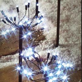Premier Decorations 0.3m 120 LED Path Lights - White