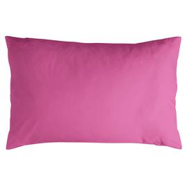 Habitat Polycotton Plain Standard Pillowcase Pair - Cerise
