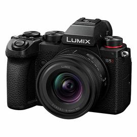 Panasonic Lumix DC-S5DNE-K with 18-40mm Lens