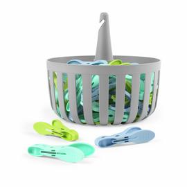 Beldray Set of 30 Easy Grip Pegs and Basket