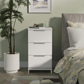 Welcome Orillia 3 Drawer Bedside Table