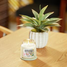 Yankee Candle Medium Scented Jar Candle - Wildflower Picnic