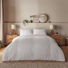 Silentnight Supersoft Seersucker Frill White Bedding Set