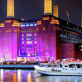 Buyagift Battersea Barge Comedy Show For Two Gift Experience