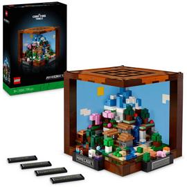 LEGO Minecraft The Crafting Table model Set for Adults 21265