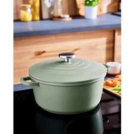 Morphy Richards 4.1 Litre Aluminium Casserole Dish - Green