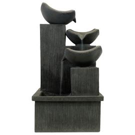 Streetwize Solar Powered Garden Water Feature Cascading Slat