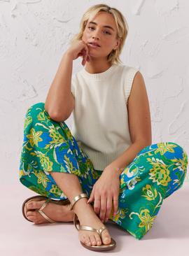 EVERBELLE Split Back Knitted Tank Top