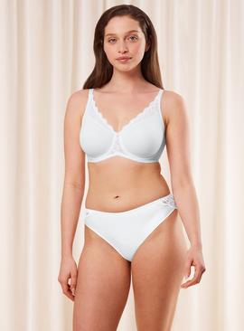 TRIUMPH Amourette Minimiser Bra White