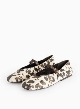 Cow Printed Faux Leather Ballerina Shoes
