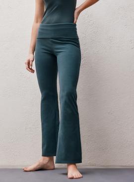 REAKTIV Luxe Roll Top Soft Touch Flared Legging