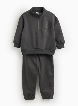 Black Beyond Awesome Graphic Sweat Set