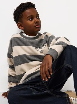 Mono Stripe Sweatshirt & Denim Jeans