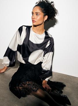 Monochrome Spot Printed Bubble Hem Blouse