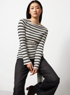 Mono Stripe Ribbed Fluted Top