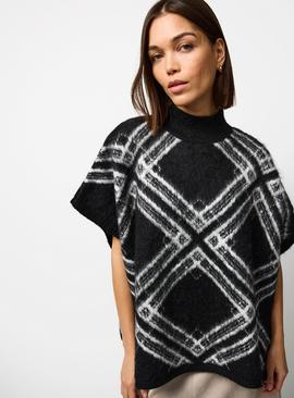 Mono Knitted Check Cape