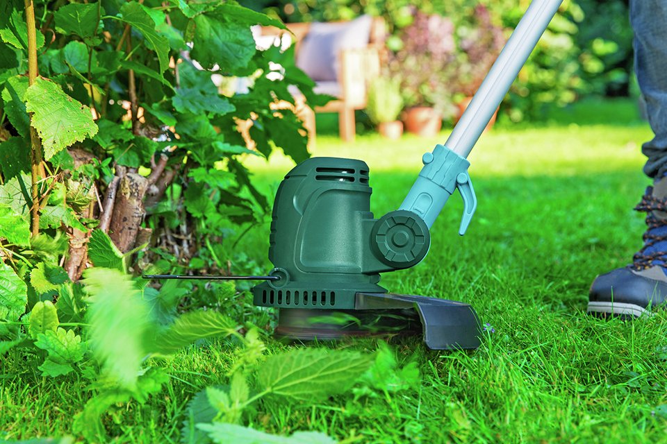 McGregor 25cm Corded Grass Trimmer.