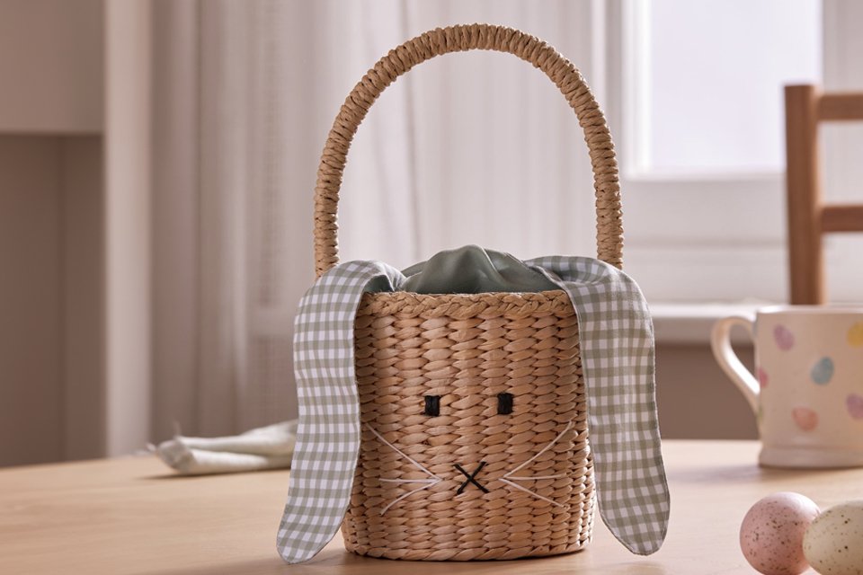 Easter egg hunt. Ready, set, scramble. Create an egg hunt that keeps kids giggling and guessing.