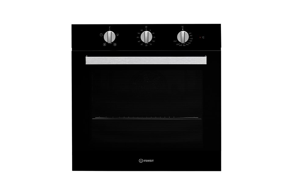 Built-in single oven.