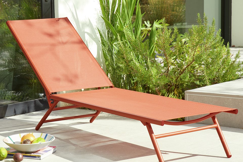Habitat Cali Metal Sunlounger - Orange. 
