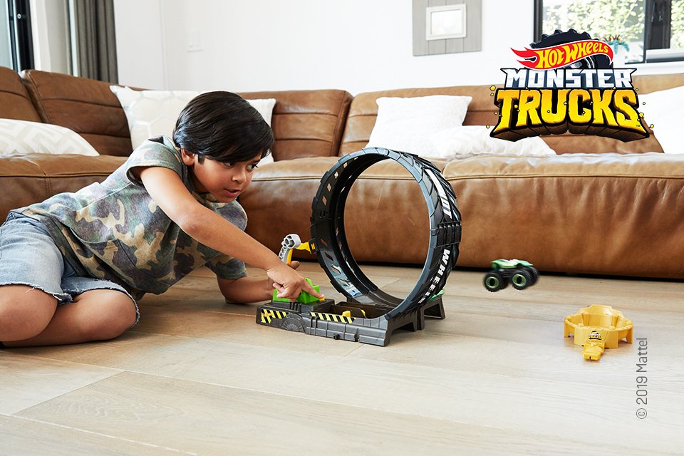 hot wheels flipping fury argos