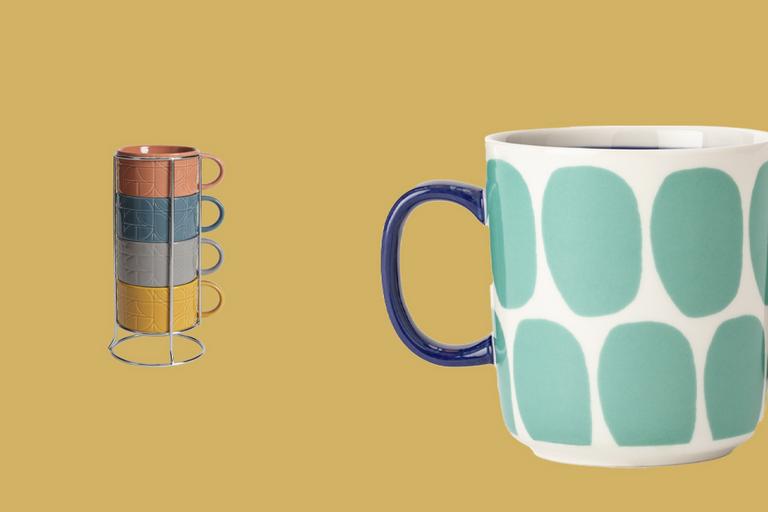 Mugs & cups.