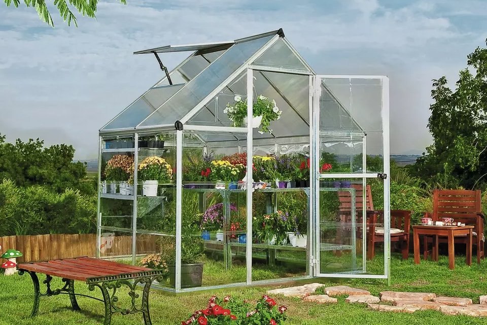 Palram – Canopia Hybrid greenhouse in silver finish.