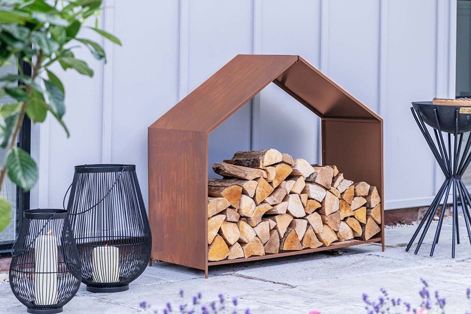  Ivyline Outdoor House Rust Log Storage.