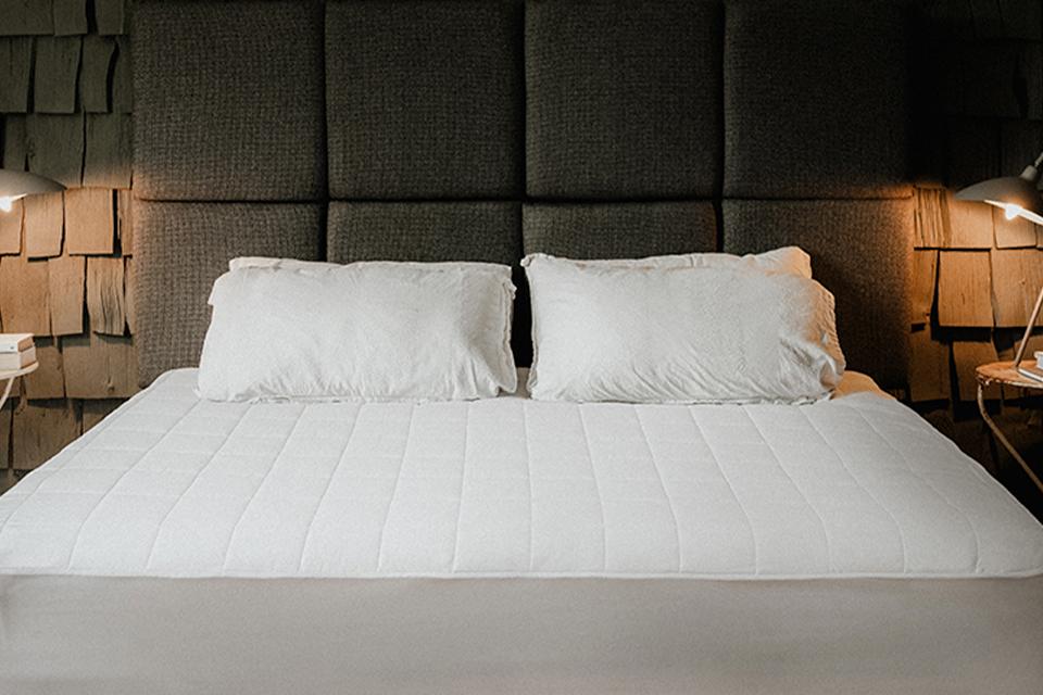 dreamland boutique hotel cotton percale mattress protector king