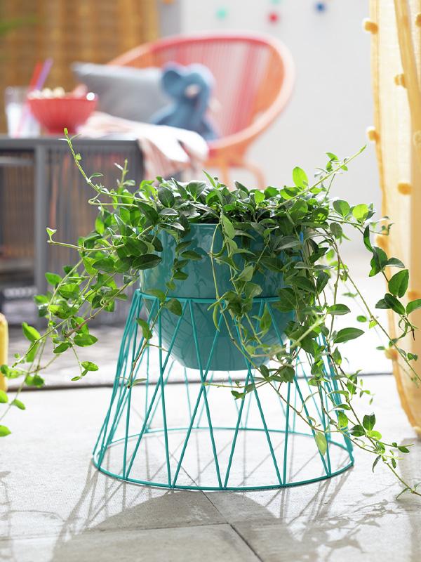 How to Make Garden Ornaments from Plant Pots: 5 DIY Ideas for a