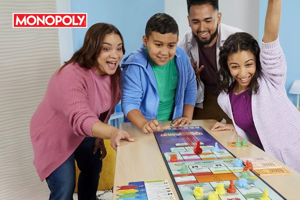 Monopoly games. Build a property empire.