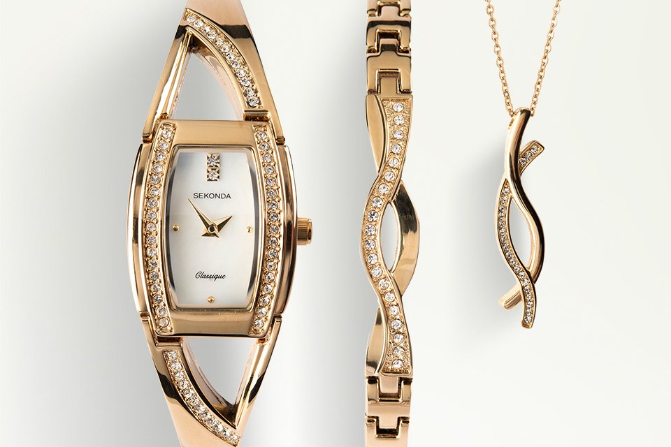 A crystal golden Sekonda bracelet, necklace and watch set. 