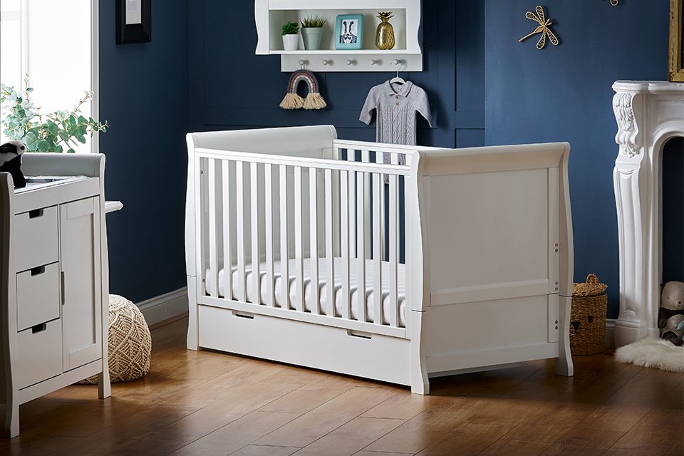 Obaby Stamford Classic Sleigh Cot Bed - White.