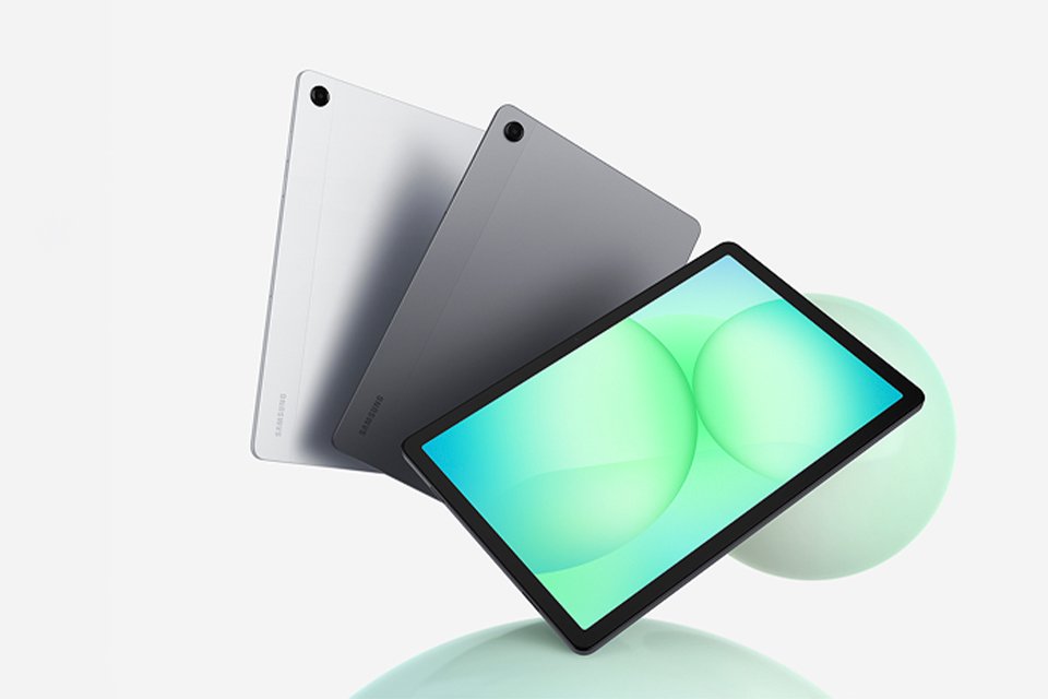 Three Samsung Galaxy Tab A11+ displayed against a white background.