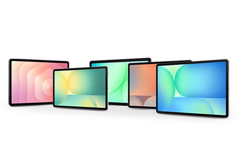 Five Samsung tablets displayed in a row against a while background.