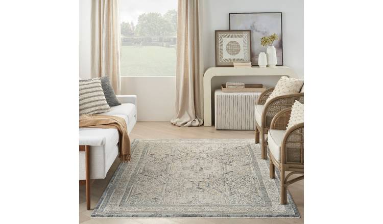 Mega Flooring White Traditional Abstract Rug - 239 x 307cm