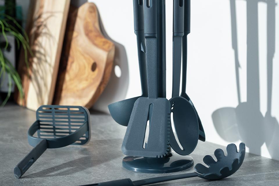 Grey kitchen utensils.