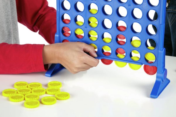 An image of the game 'Connect 4'.