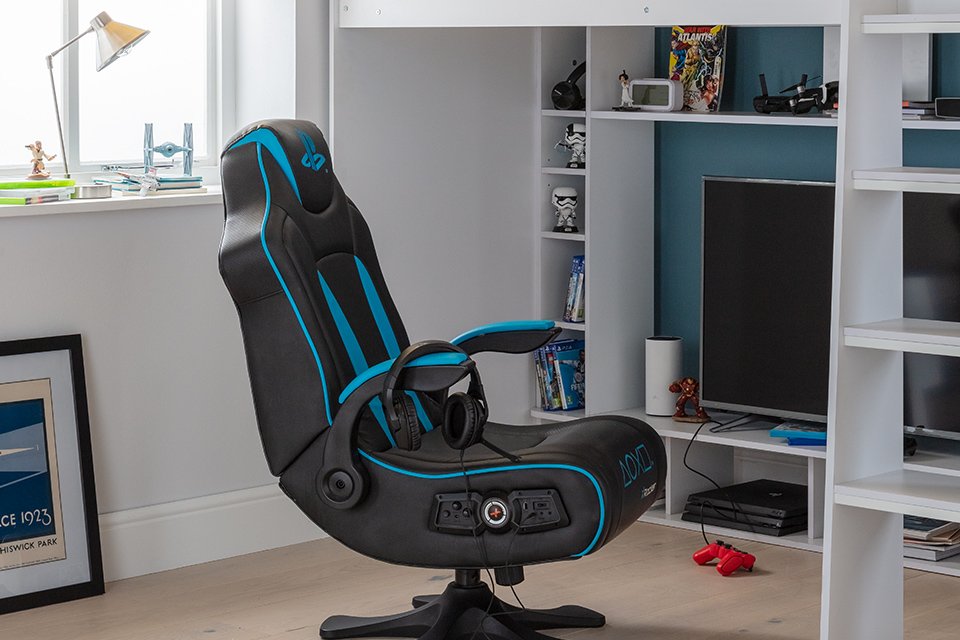 cool chair for teenage bedroom