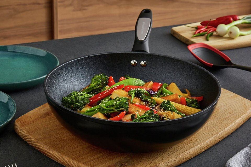 Host with ease. Everything you need for relaxed summer hosting.